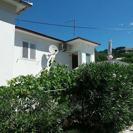 Apartment Maria Banjol Buitenkant foto