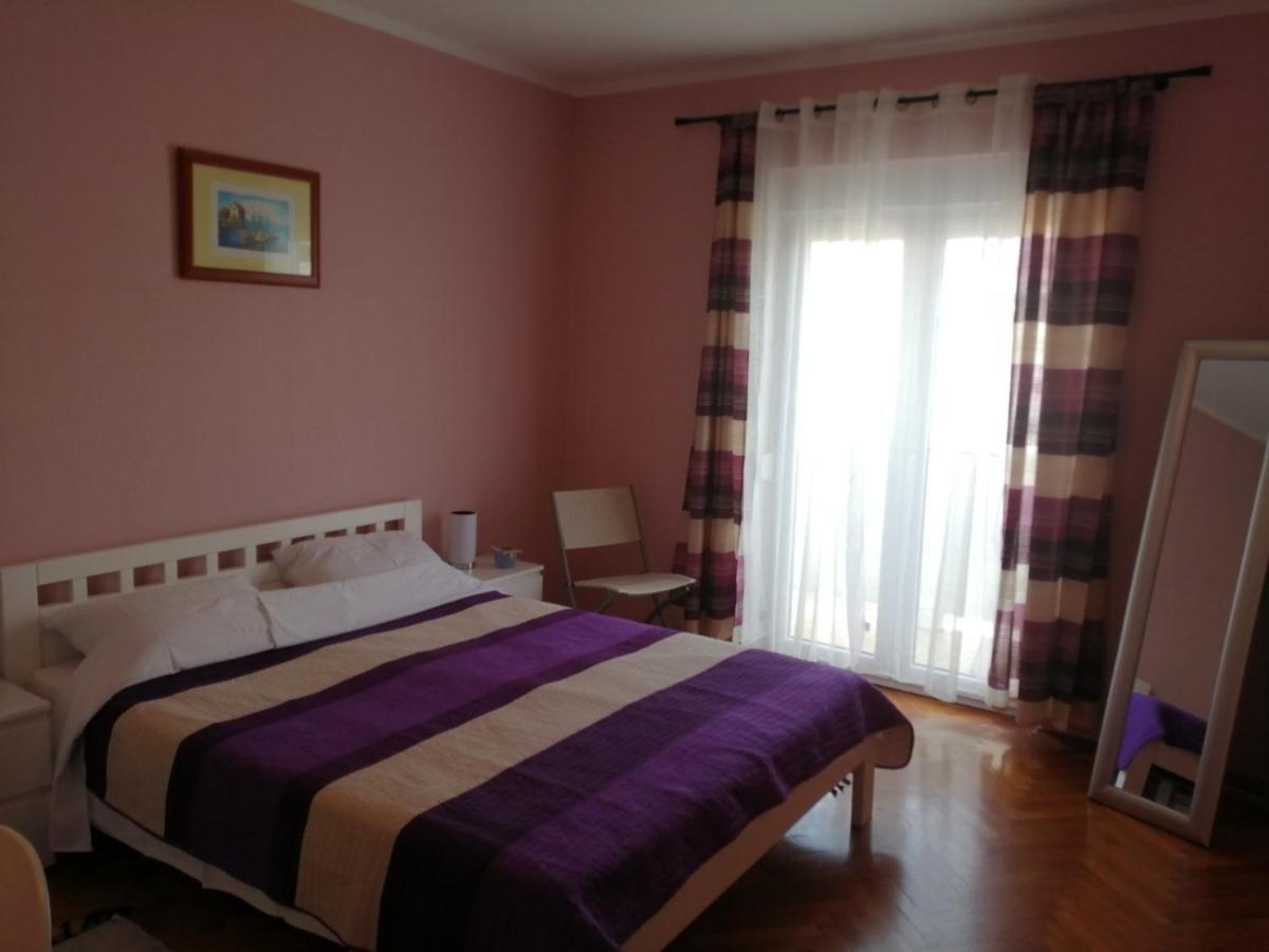 Apartment Maria Banjol Buitenkant foto