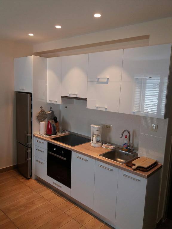 Apartment Maria Banjol Buitenkant foto